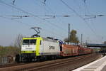 Am 17.04.19 unternahm ich einen Tagesausflug nach Porta Westfalica.
Ein ganz wilkommener Fang war 145 094 von Captrain, welche mit Autowagen richtung Osnabrück/Bremen tourte.