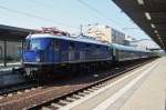 Hier 118 047-0 mit SZ75906  Piraten Express  von Arnstadt Hbf. nach Bergen auf Rgen, dieser Zug stand am 27.7.2013 in Potsdam Hbf.