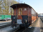 Personenwagen vom Typ KC in der Bemalung der Rügenschen Kleinbahn.