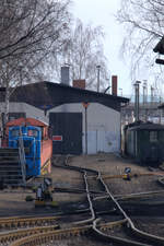 Superteleblick zum Lockschuppen 2 in Radebeul Ost.24.02.2018 12:27 Uhr