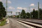 Blick auf den Baufortschritt in Radebeul West, sdstliches Bahnhofsvorfeld, die Gleise sind verlegt und nur dem Hochwasser ist es zu  verdanken  da die Baustraenrampe noch nicht abgetragen ist und