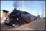 991787 wird am 2.5.1990 als Personenzug nach Radeburg in Radebeul vorbereitet.