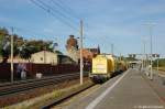 203 310-8 ex DR 110 334-0 der DB Netz AG mit einem Bauzug in Rathenow Richtung Stendal unterwegs.