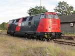 228 757 1 der Erfurter Bahnservice im Bahnhof von Rathenow am  09.10.2011