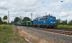 Am 07.07.2021 zog 140 017 einen leeren Autozug durch Regis-Breitingen in Richtung Süden.