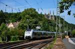 460 505-1 nach Koblenz-Hbf bei der Einfahrt in den Bf Remagen. Im Hintergrund die Apollinariskirche - 02.08.2011