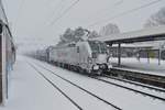 Hier  noch eine andere Aufnahme der Railpool 193 817 in Rheydt am Sonntag den 10.12.2017.