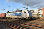 91 81 1286 940-2 A-LTE durchfährt am heutigen Spätnachmittag mit einem Containerzug durch Rheydt Hbf gen Köln.