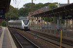 Ein TW der Baureihe 1440 als RB von Elsterwerda nach Chemnitz Hbf fährt am Bahnsteig 1 in Riesa ein. 23.07.2016 12:38 Uhr.