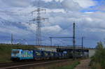 Am 11.07.2020 zog der Waverider 186 364 von HSL einen LKW Walter Zug nach Rostock-Seehafen durch das kleine, ruhige örtchen Kavelstorf(bei Rostock).