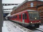 628 952 verlsst als S-Bahnlinie S3 den Rostocker Hbf in Richtung Seehafen Nord.