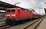 Hier 143 333-3 mit einem RE5 (RE18590)  Warnemünde-Express  von Berlin Hbf.