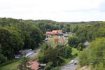 Blick vom Aussichtsturm der OstseeTherme auf den Bahnhof Seebad Heringsdorf, am 10.08.2023.