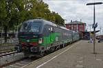 . Lok 193 257 von SBB Cargo International steht am 08.09.2017 mit ihrer Schwesterlok im Bahnhofsbereich von Singen. (Hans)