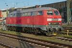 218 399-4 der NeSA im Bahnhof von Singen (Hohentwiel) am 08.08.2021