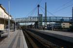 Bahnhof Sinsheim nach dem S-Bahn Umbau mit neuer Fugngerberfhrung.