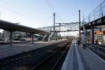 Bahnhof Sinsheim mit nach dem S-Bahn Umbau mit neuer Fugngerberfhrung.