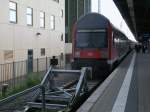 RE 18313 nach Elsterwerda,am 19.September 2013,am Kopfbahnsteig im Stralsunder Hbf.