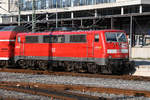 Die Elektrolokomotive 111 073-3 war Mitte September 2019 am Hauptbahnhof Stuttgart zu sehen.