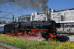 Die Dampflokomotive 01 202 sorgte Mitte September 2019 für etwas Abwechslung im modernen Bahnalltag des Hauptbahnhofes in Stuttgart.