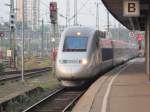 TGV-Triebwagen 4401 der SNCF fhrt als TGV 9575 von Paris Est - Strasburg - Karlsruhe Hbf - Stuttgart Hbf - Ulm Hbf - Augsburg Hbf nach Mnchen Hbf.