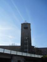 7.4.2010 17:16 Blick auf den Bahnhofsturm von Stuttgart.