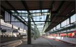 Ein Bahnhof im Umbruch (Rückbau) -     Nachdem die Gleise 1 und 16 des Stuttgarter Hauptbahnhofes schon weiter hinten enden, laufen im Juli 2013 die Arbeiten an den Gleisen 2 und 3.