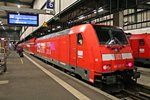 Am 01.01.2015 stand 146 221-7  25 Jahre RAB  mit dem RE 4952 (Stuttgart Hbf - Würzburg Hbf) im Hauptbahnhof von Stuttgart.