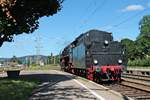 EFZ 01 519 am Nachmittag des 29.07.2017, als diese im Bahnhof von Titisee auf Gleis 2 ans andere Zugende ihres Dampfzuges, den sie später dann zurück nach Seebrugg bespannte, rangierte.