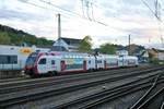 CFL Stadler Kiss 2305 am 27.04.18 in Trier Hbf vom Bahnsteig aus fotografiert