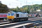 Durchfahrt am 29.08.2015 von 247 038-3 (266 438-1) als Lokzug durch den Ulmer Hauptbahnhof in Richtung Süden.