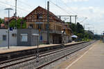 21.07.2017 Ein Bahnhof, zwei Ortsnamen - auf der Nordseite heisst er  Wendlingen  ...