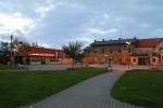 Abendstimmung am Bahnhofsvorplatz Wernigerode, eingefangen am 16.10.2014.