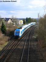 223 063 mit dem ALX 87010 kurz vor Wiesau (Oberpf), 11.04.2010