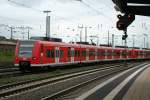 425 117-9 und ein weiterer 425 als RB nach Mannheim-Friedrichfeld am 22.05.13 bei der Einfahrt in den Bahnhof Worms.