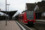 425 257-3 als RE 4 nach Karlsruhe Hbf am 22.05.13 bei der Ausfahrt aus Worms Hbf.