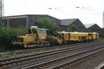 Die Deutsche Gleisbau Union GmbH stand mit ihrer Schotterprofiliermaschine+Stopfmaschine 08-475 Unimat 4S am 04.07.2009 im Wunstorfer Bahnhof abgestellt.Grund:In der Nacht sollten noch