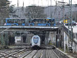 Ein IC2 bei der Ankunft am Hauptbahnhof Wuppertal, so gesehen im Februar 2021.