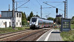 9442 105 (Bombardier Talent 2) der Abellio Rail Mitteldeutschland GmbH als RE 74728 (RE8) von Halle(Saale)Hbf nach Leinefelde durchfährt den Hp Zscherben auf der Bahnstrecke Halle–Hann.