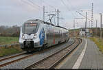 Der  zweiköpfige  9442 603 (Bombardier Talent 2) mit den Namen  Thomas Müntzer  und  Martin Luther  beschleunigt aus dem Hp Zscherben auf Gleis 2.