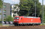 185 048-6 DB  rangiert in Aachen-West. 
Aufgenommen vom Bahnsteig in Aachen-West. 
Bei Sommerwetter am Nachmittag vom 3.8.2018.