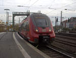 Der RE9 kommt aus Richtung Köln und fährt in Aachen-Hbf ein.