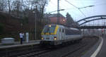 SNCB 1833 rangiert in Aachen-Hbf. 
Aufgenommen vom Bahnsteig 6 in Aachen-Hbf. 
Am Morgen vom 20.1.2020.
