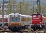 719 102-6  Schienenprfzug  mit Schubhilfe von 203 301-7 und 203 307-4 bei der Ausfahrt in der Abstellanlage vom Aachener Hbf, der Zug fuhr ins Gleis 2 des Hbf ein. 25.4.10