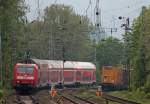 146 020-3 mit der RE1 (10129) nach Hamm (Westf.) bei der Einfahrt in Aachen Rothe-Erde, 1.6.10