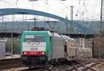 2826 der COBRA mit einem Gterzug aus Aachen-West kommend Richtung Kln bei der Durchfahrt in Aachen Hbf, 11.8.10