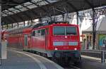 111 117 mit dem RE10125 nach Hamm in Aachen Hbf, 21.8.10