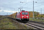 Zum letzten Tag der mehrmonatigen Umleiterphase durchfährt noch ein KLV-Zug der Gartner KG mit 185 261-5 den Bahnhof Angersdorf auf Gleis 2 Richtung Halle Rosengarten.
