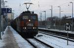 Von Rostock kommend Richtung Angermünde - HSL 151 017-1 mit leerem Kesselwaggonzug - Einfahrt Bf Anklam auf 2 zum kurzen Halt.