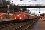145 091 mit RE 90 Stuttgart-Nürnberg am 31.01.2020 beim Halt in Backnang.
